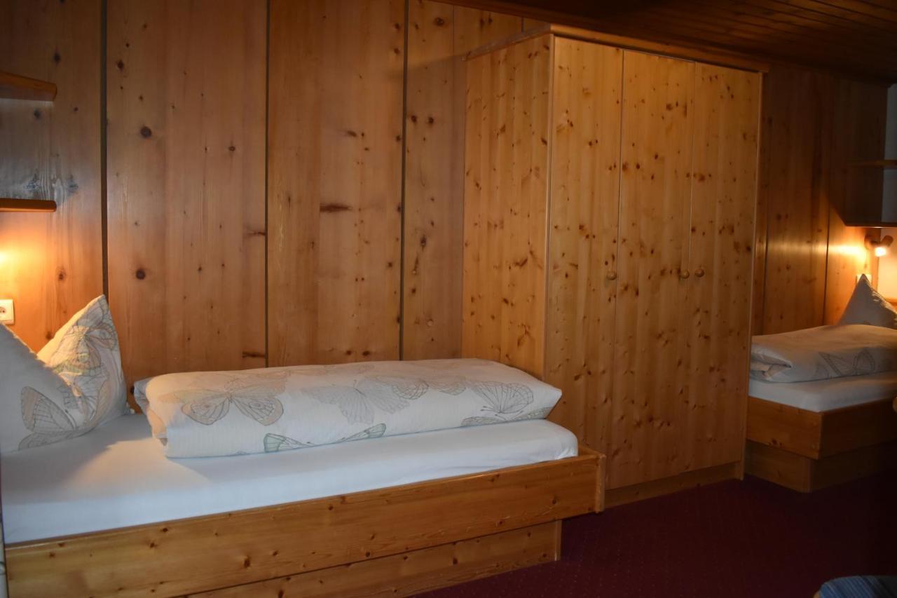 Romy'S B&B Braies  Exterior photo